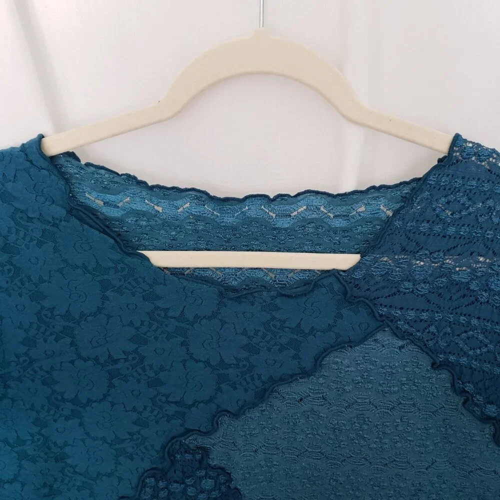 Woman Blue Teal See Through Unique Design Pattern Short Sleeve Blouse Top - Picture 4 of 10